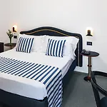 Hotel Stella